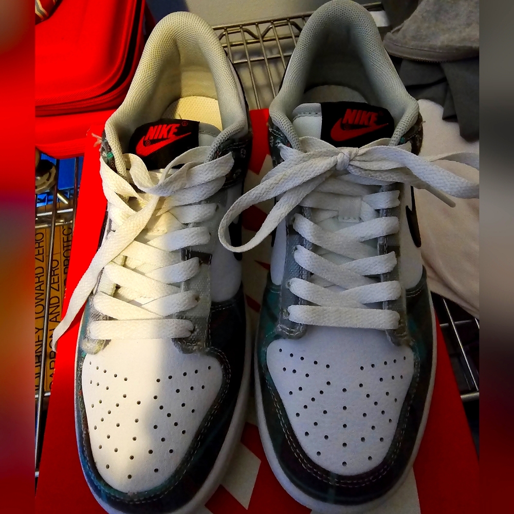 Nike Dunk Low Tartan Plaid (GS)
